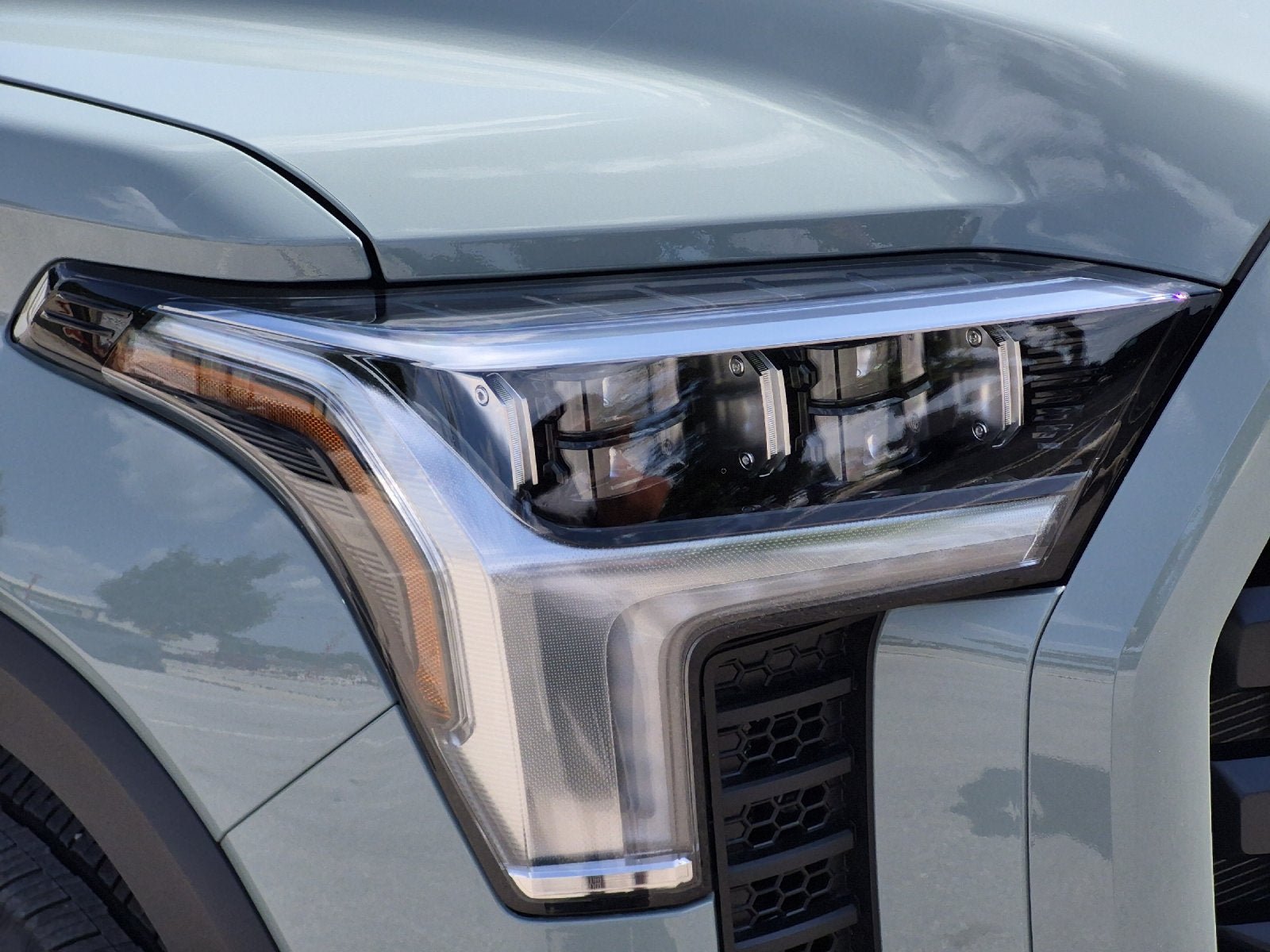 New 2026 Toyota Tundra Limited AWD/4WD image 28