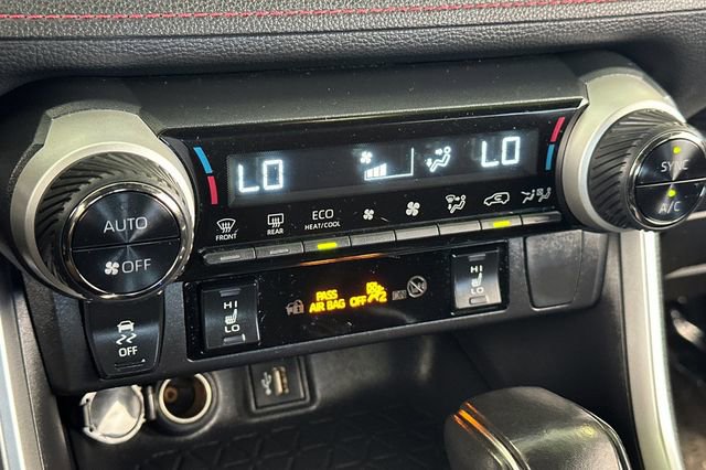 Used 2023 Toyota RAV4 SE w/ Weather & Moonroof Package AWD/4WD image 25