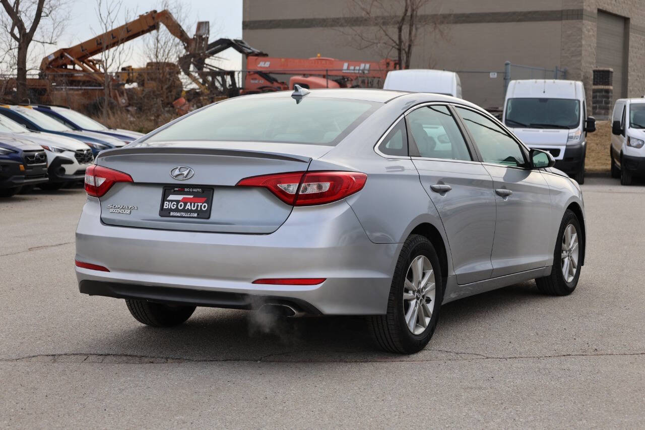 Used 2017 Hyundai Sonata SE w/ Cargo Package FWD image 9