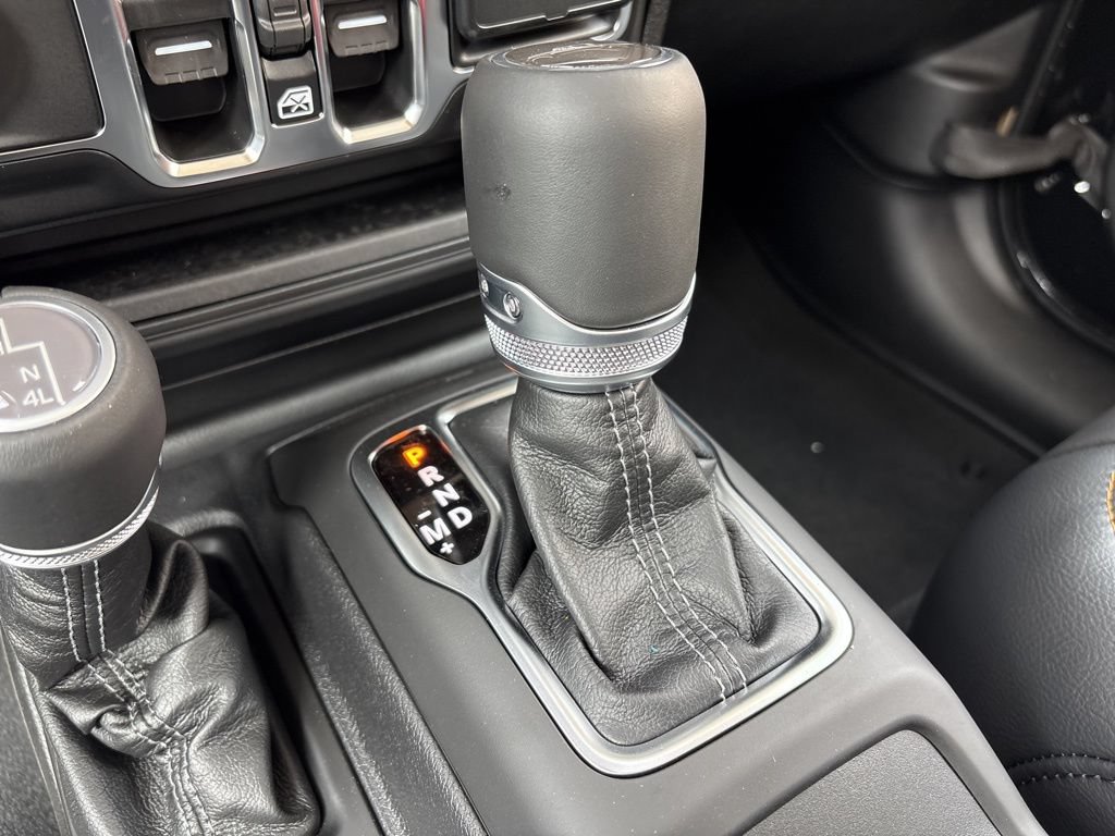 Used 2026 Jeep Gladiator Sport AWD/4WD image 31