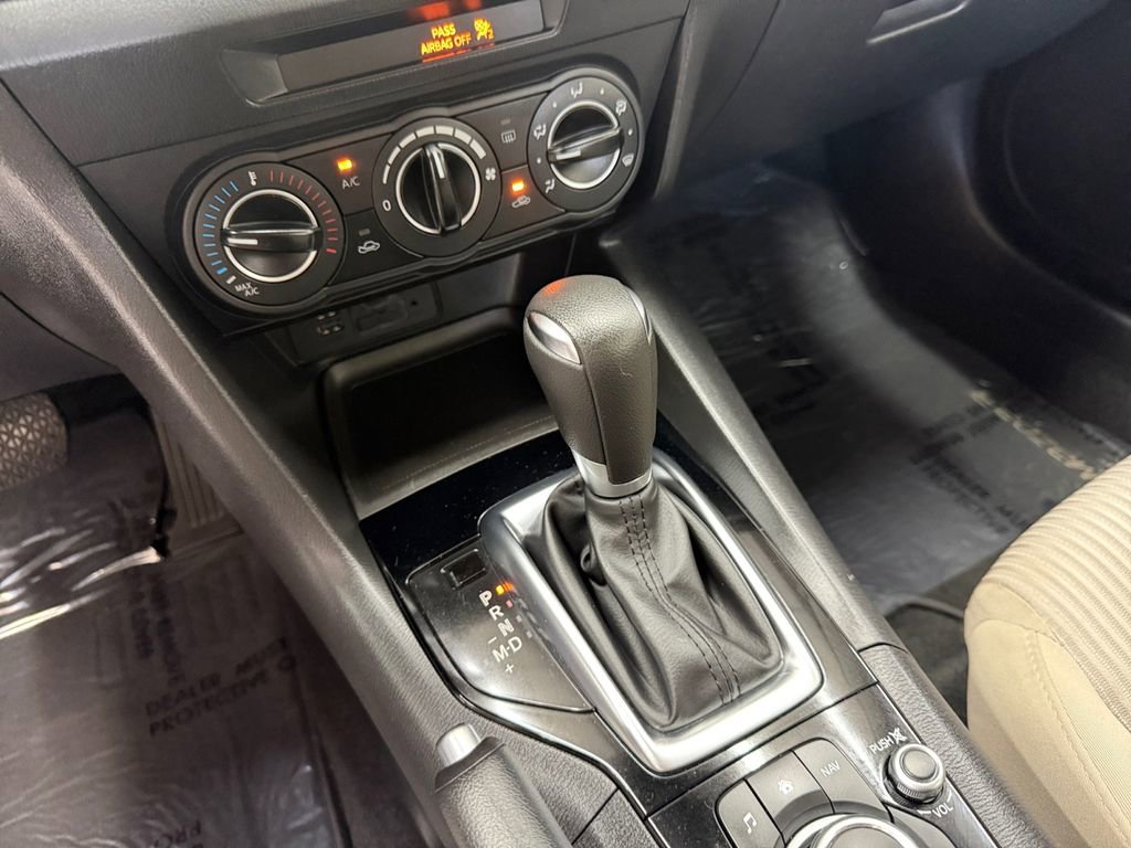 Used 2016 MAZDA MAZDA3 i Sport w/ Preferred Equipment Package FWD image 14