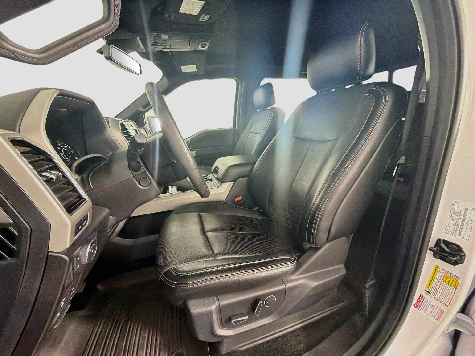 Used 2018 Ford F150 Lariat w/ Equipment Group 502A Luxury AWD/4WD image 13