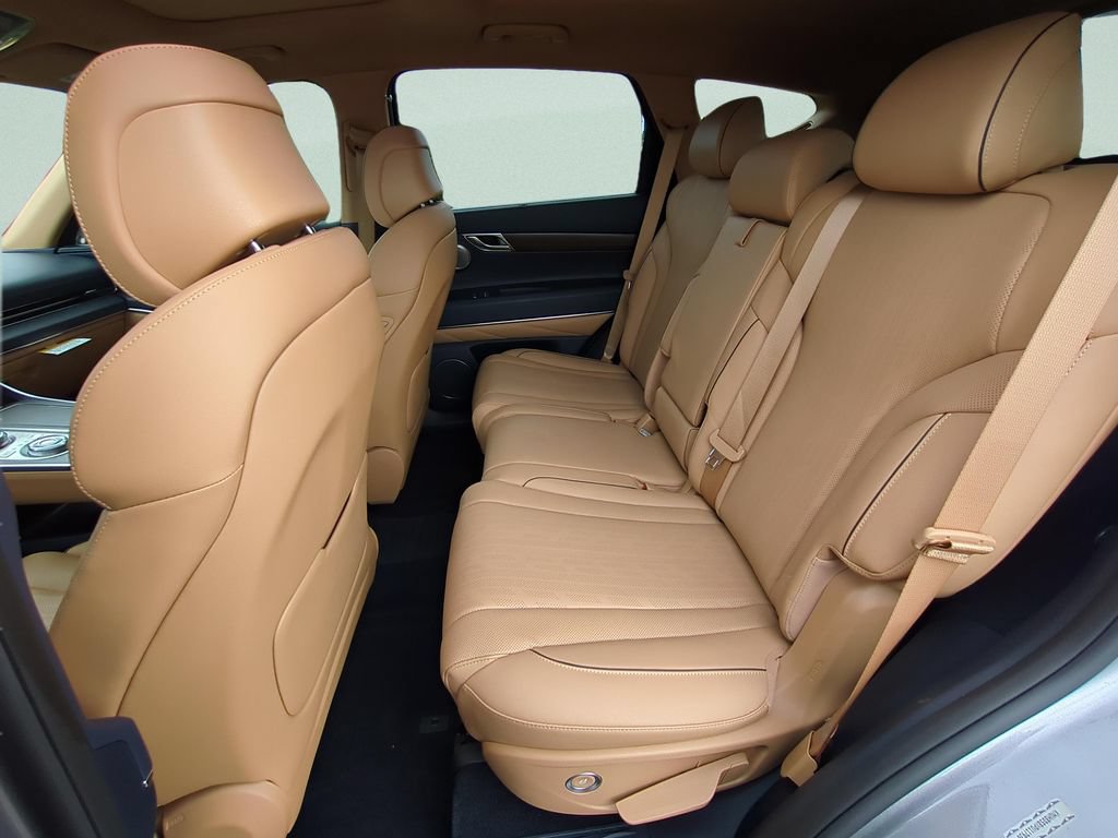 Used 2023 Genesis GV80 2.5T w/ Prestige Package AWD/4WD image 10