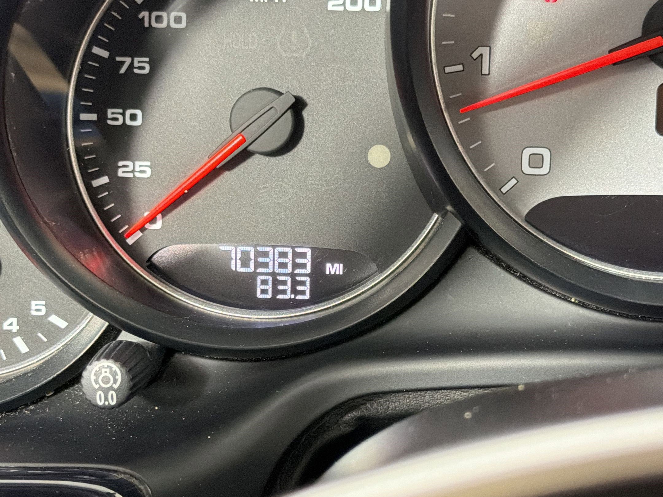 Used 2016 Porsche Panamera S image 30