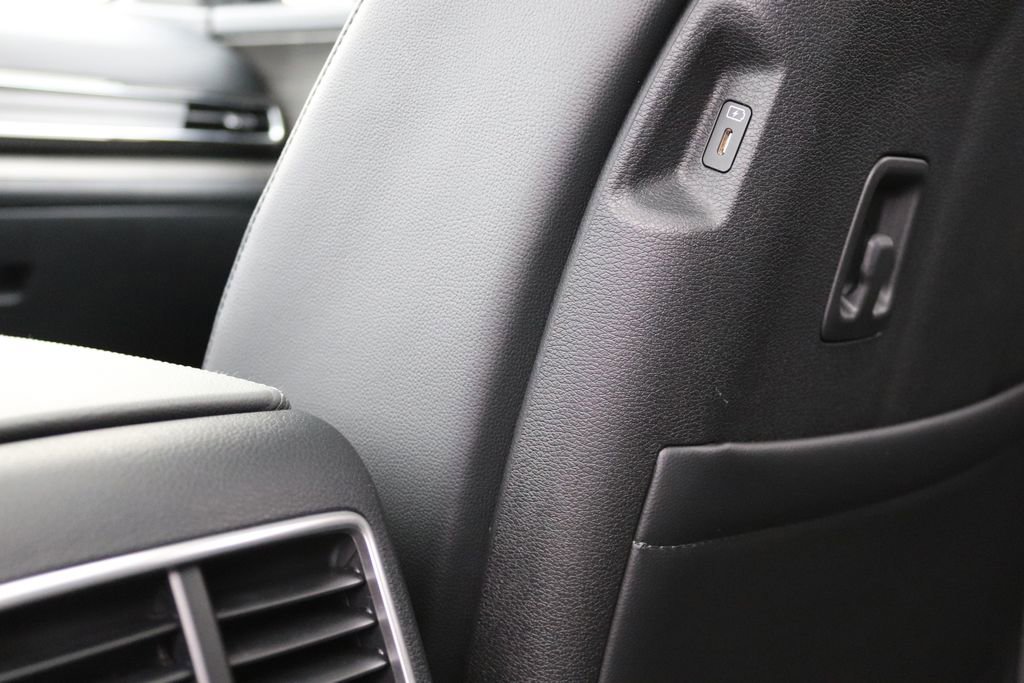 Used 2023 Kia Sportage X-Line w/ X-Line Premium Package image 28