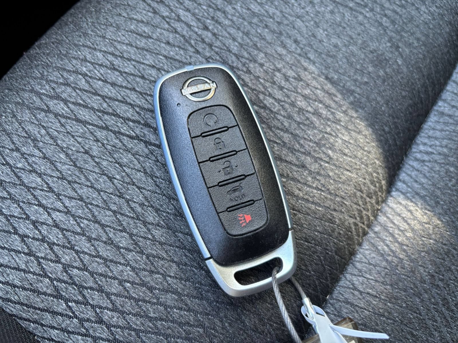 Used 2025 Nissan Rogue SV AWD/4WD image 20