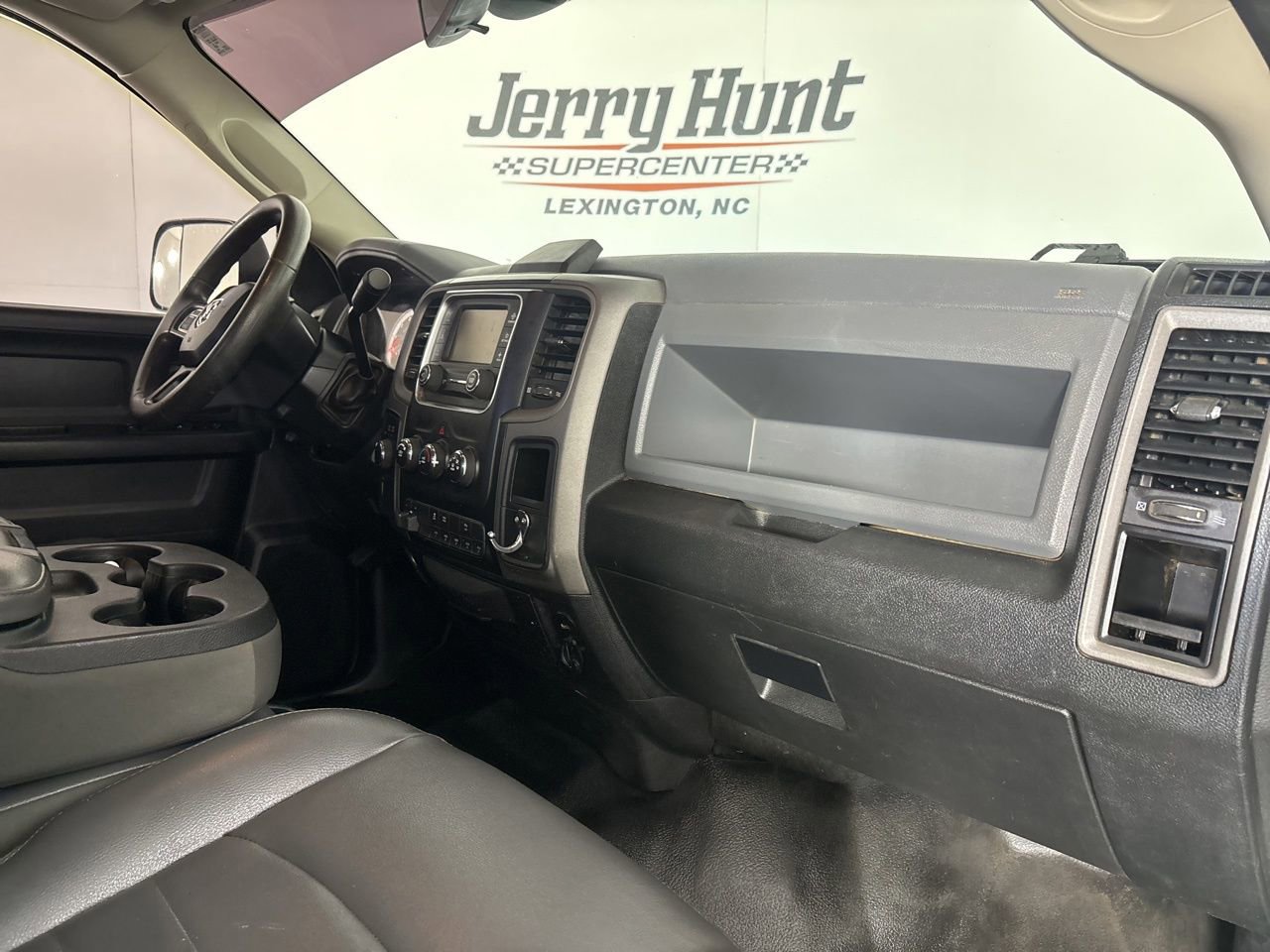 Used 2015 RAM 2500 Tradesman image 30