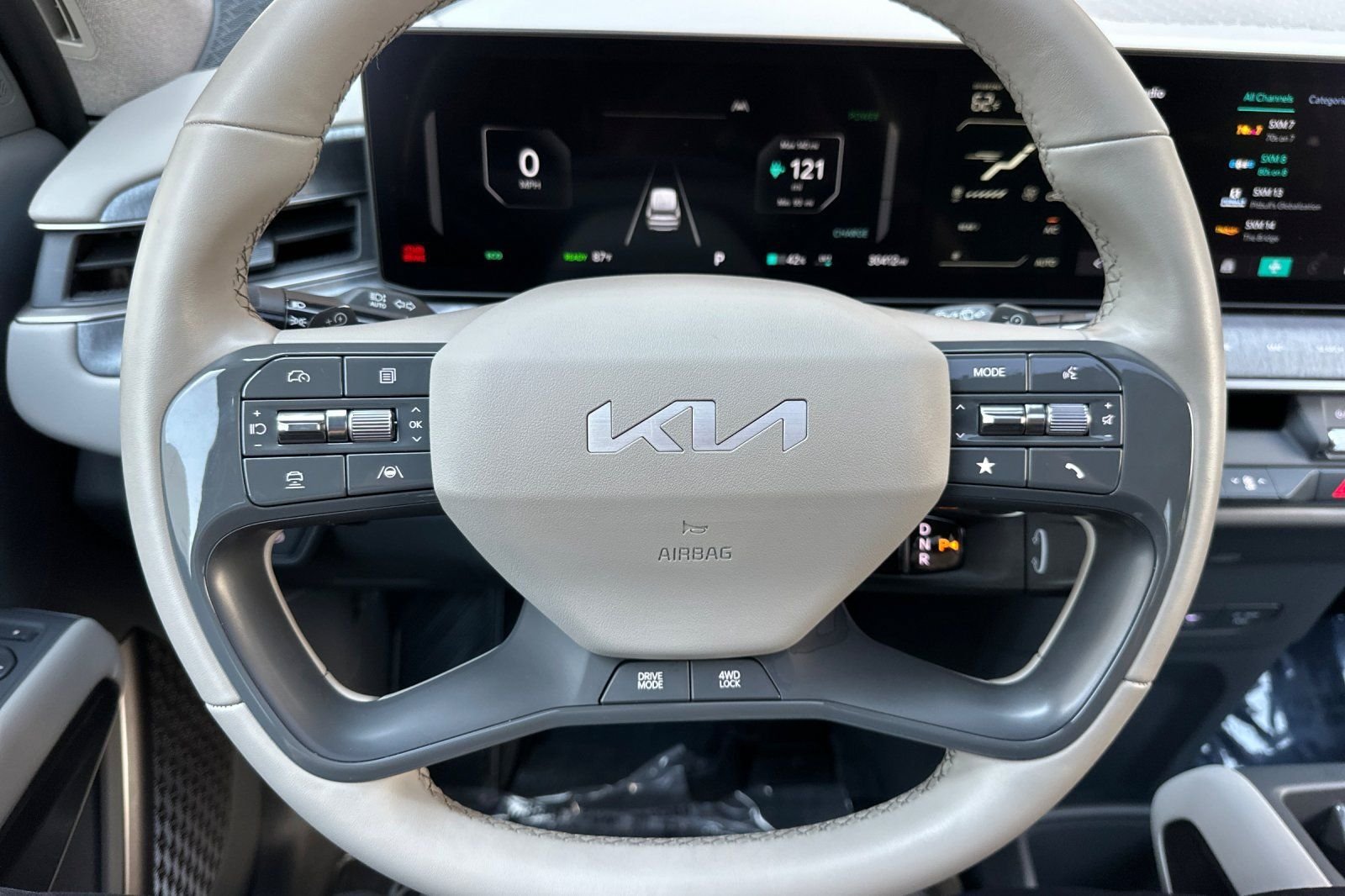 Certified 2024 Kia EV9 Wind AWD/4WD image 27