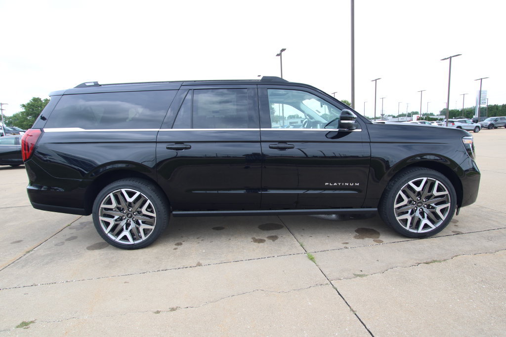 New 2027 Ford Expedition Max Platinum w/ Platinum Ultimate Package AWD/4WD image 4