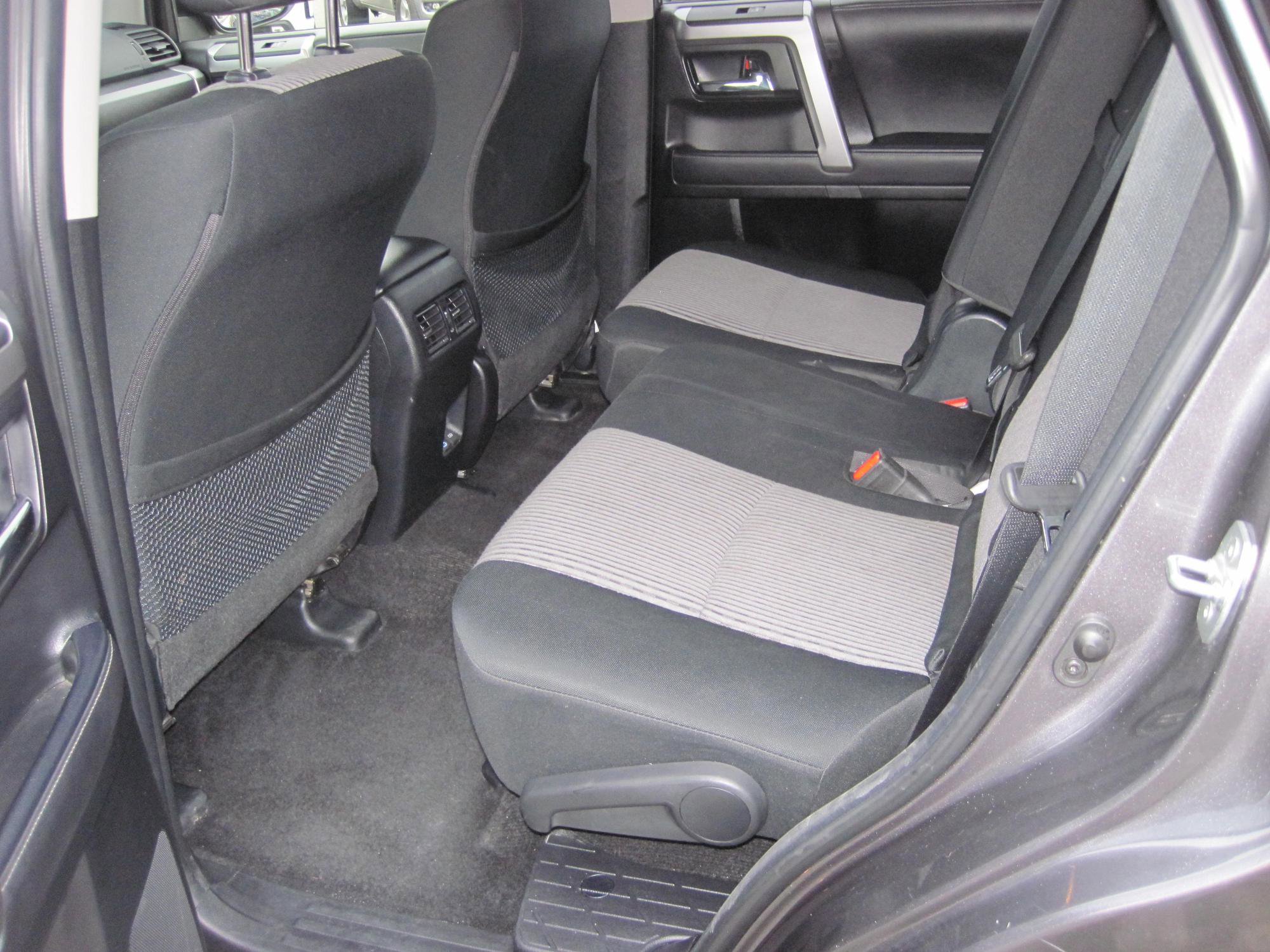 Used 2023 Toyota 4Runner SR5 AWD/4WD image 7