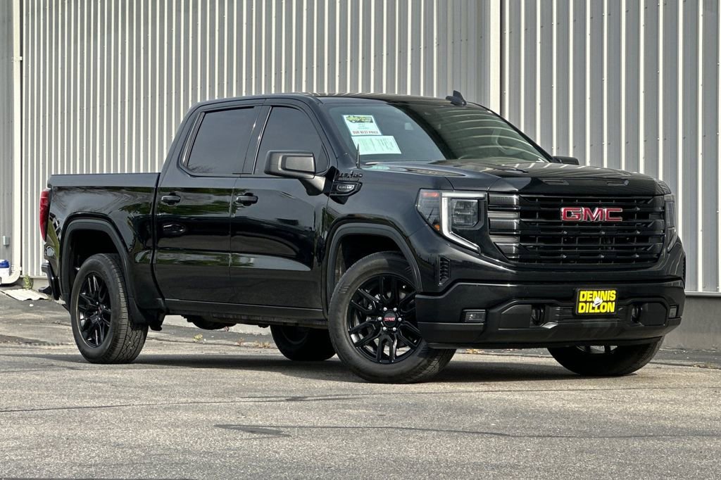 Used 2023 GMC Sierra 1500 Elevation RWD image 2