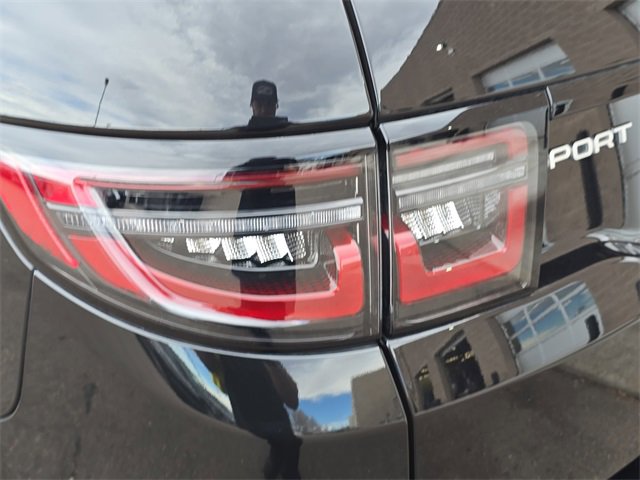 Used 2025 Land Rover Discovery Sport S image 34