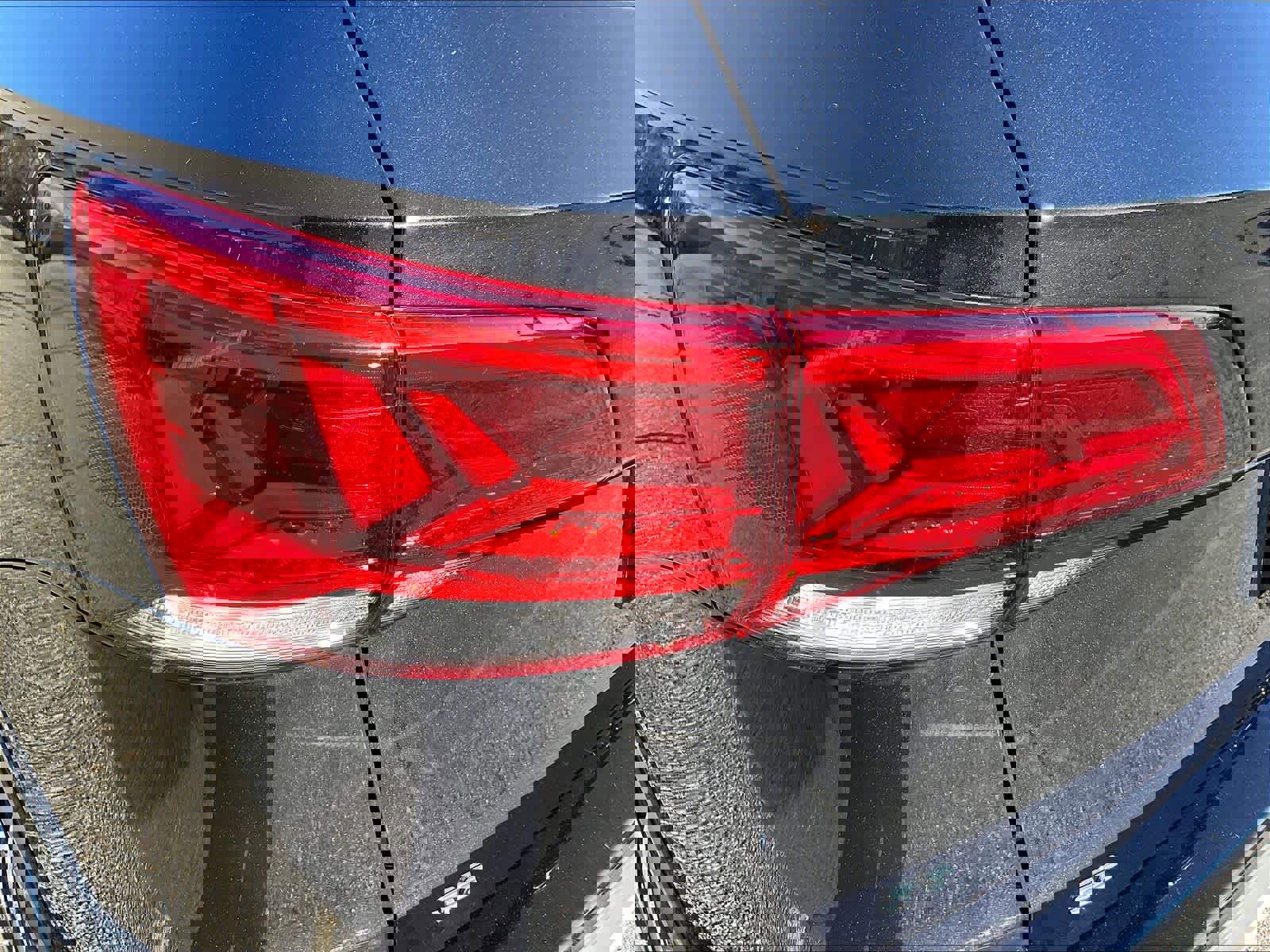 Used 2022 Volkswagen Taos SE w/ Panoramic Sunroof Package image 34