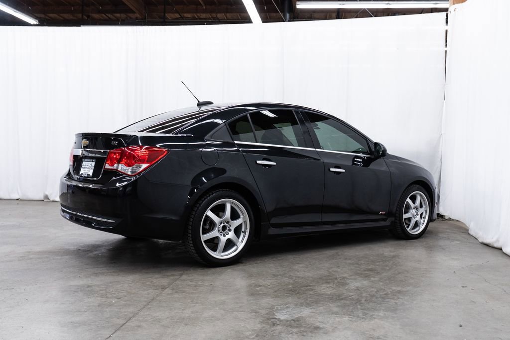 Used 2015 Chevrolet Cruze LTZ w/ Sun, Sound and Sport Package image 6
