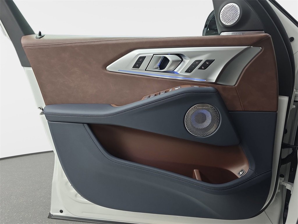 New 2026 BMW XM Label Red image 26