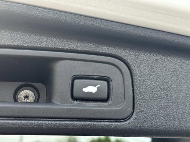 Used 2021 Honda Pilot Black Edition image 14