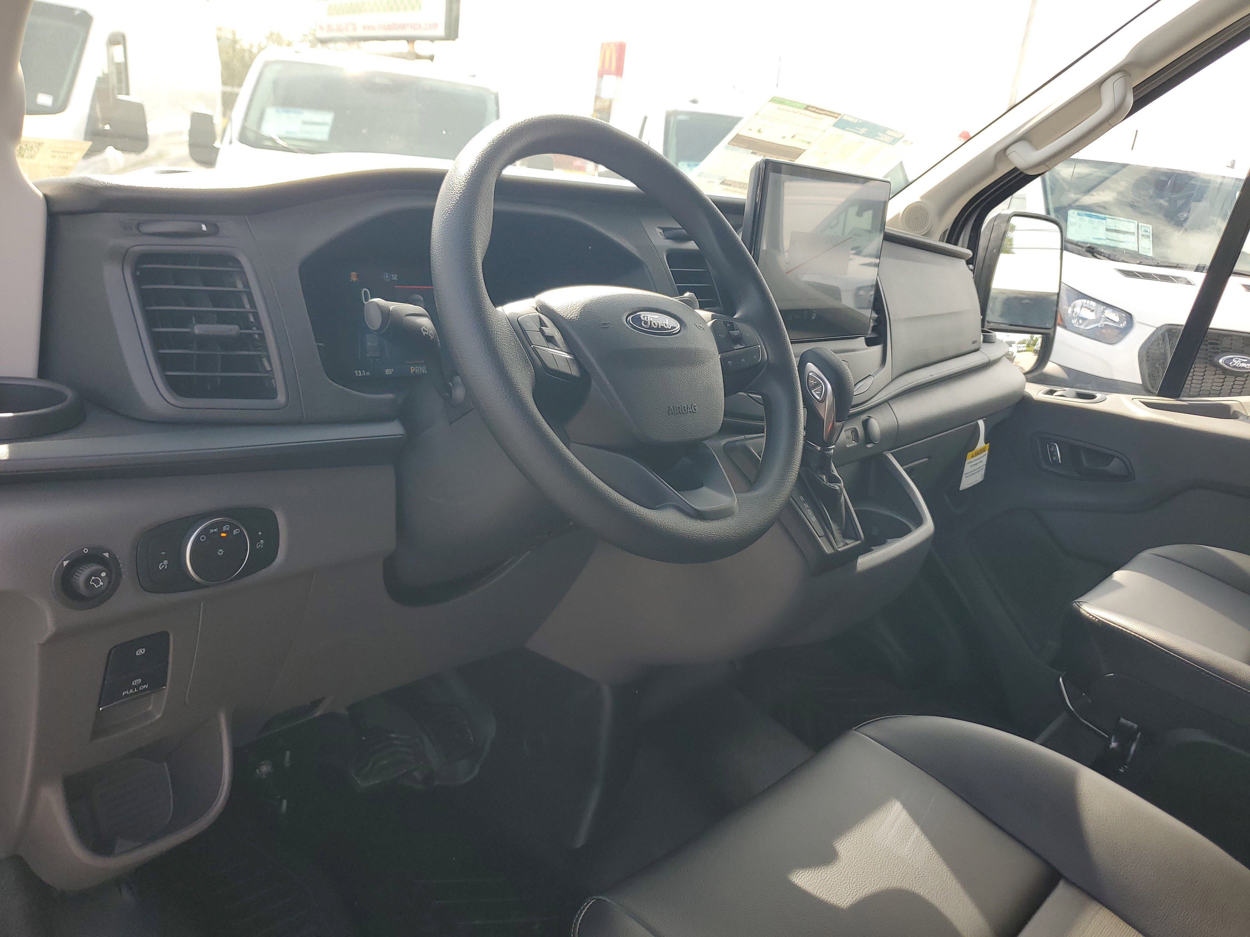 New 2026 Ford Transit 250 148 Medium Roof w/ Load Area Protection Package image 17