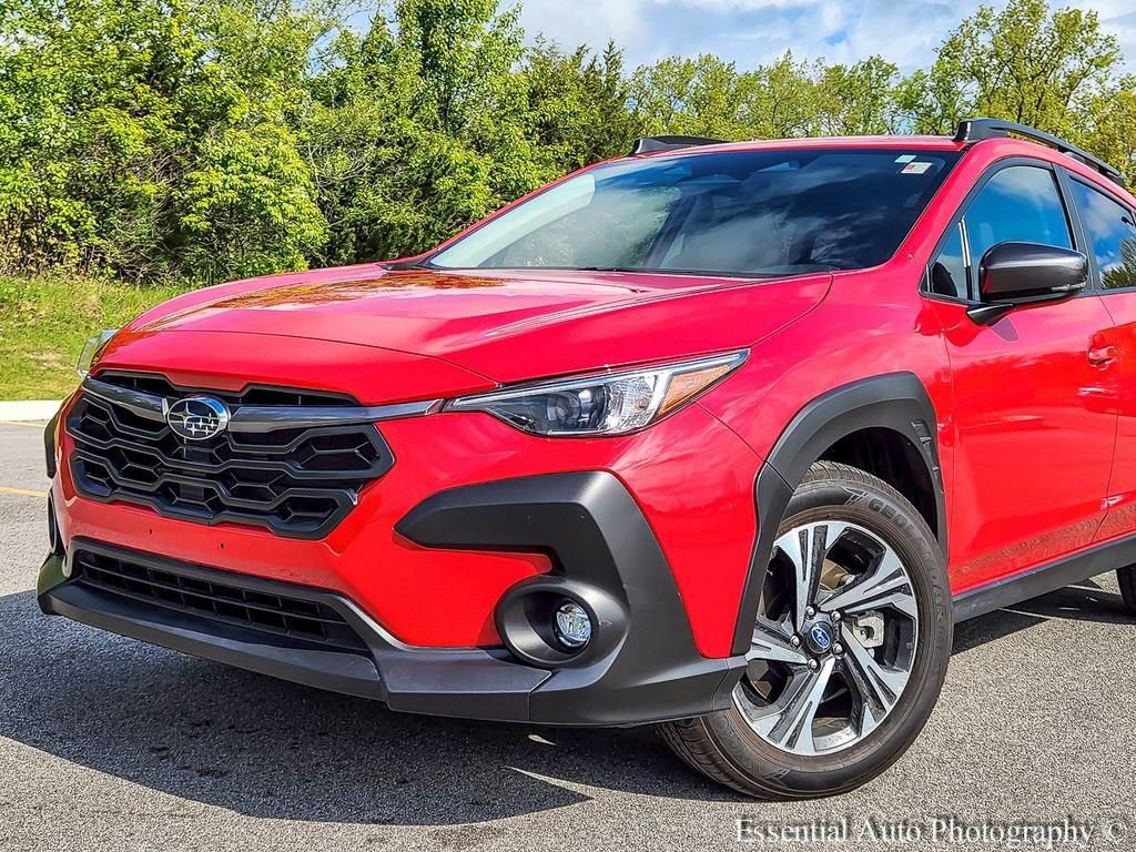 Used 2025 Subaru Crosstrek 2.0i Premium AWD/4WD image 2