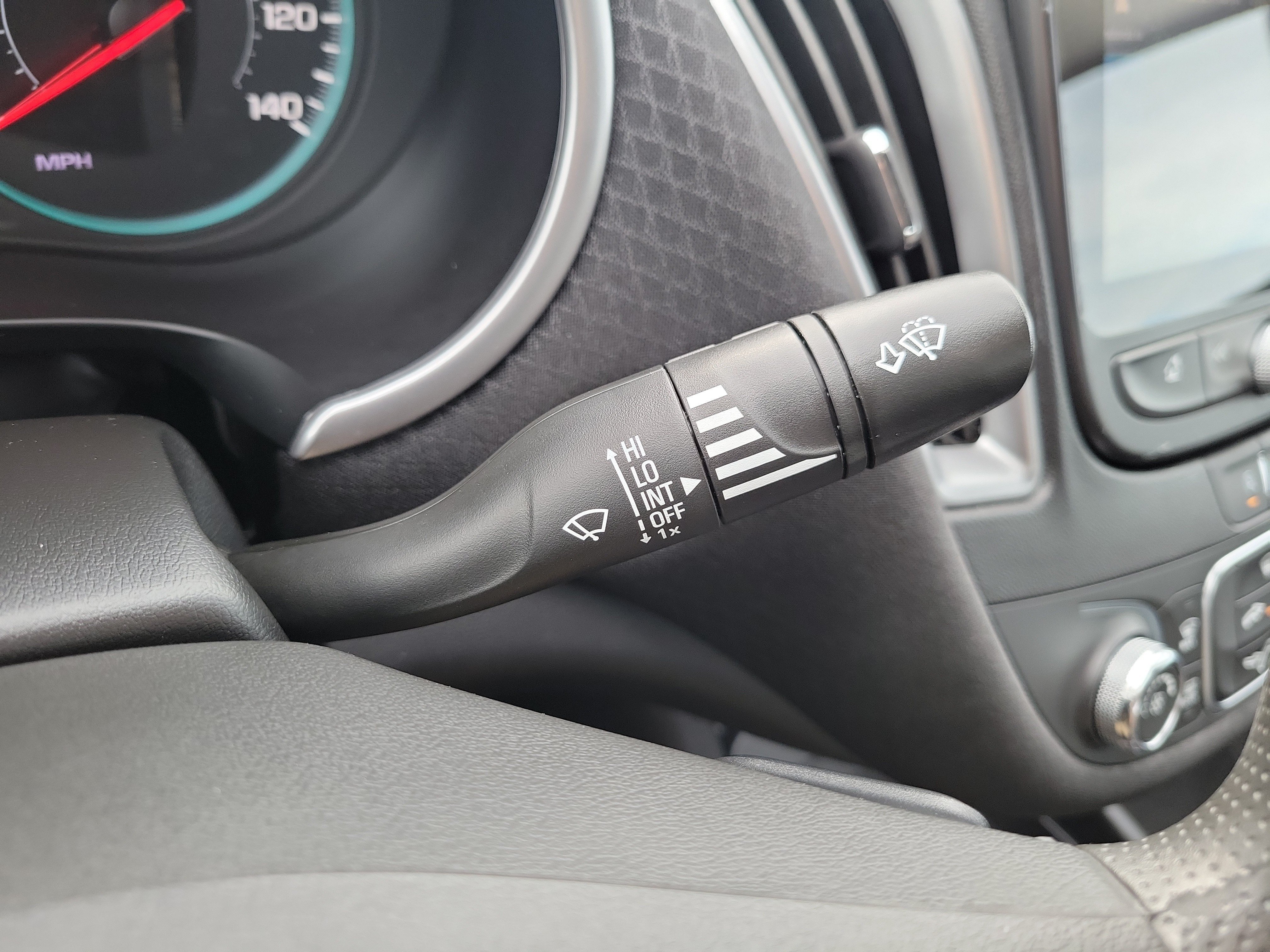Used 2024 Chevrolet Malibu LS FWD image 27