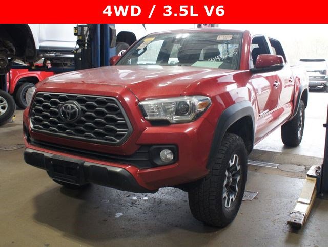 Used 2020 Toyota Tacoma TRD Off-Road image 2