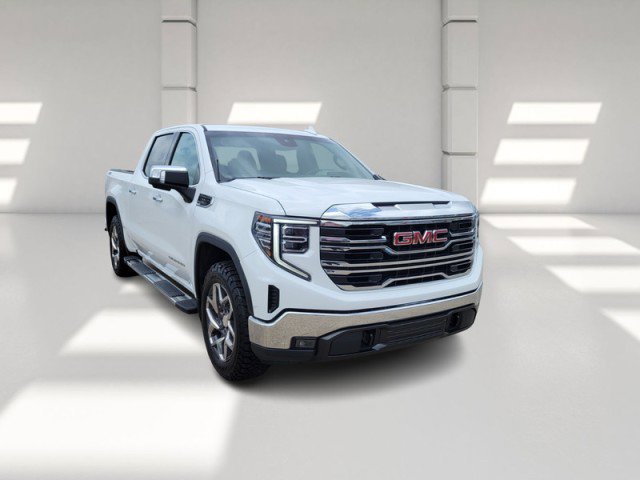 Used 2023 GMC Sierra 1500 SLT w/ SLT Premium Package AWD/4WD image 3