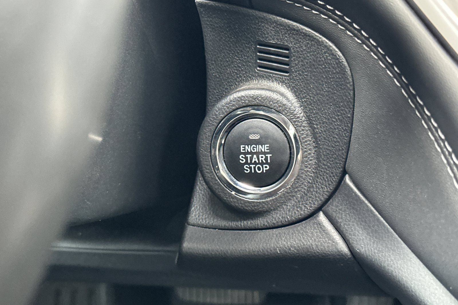Used 2023 Subaru Outback Touring XT AWD/4WD image 22