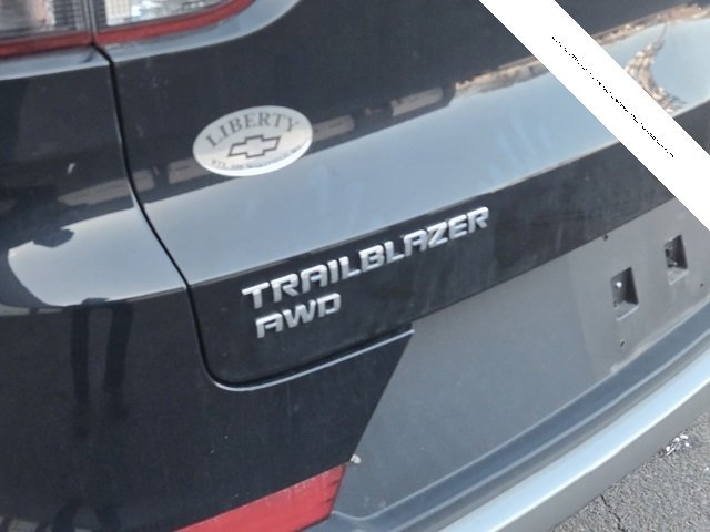 Used 2023 Chevrolet TrailBlazer LT w/ Convenience Package image 9