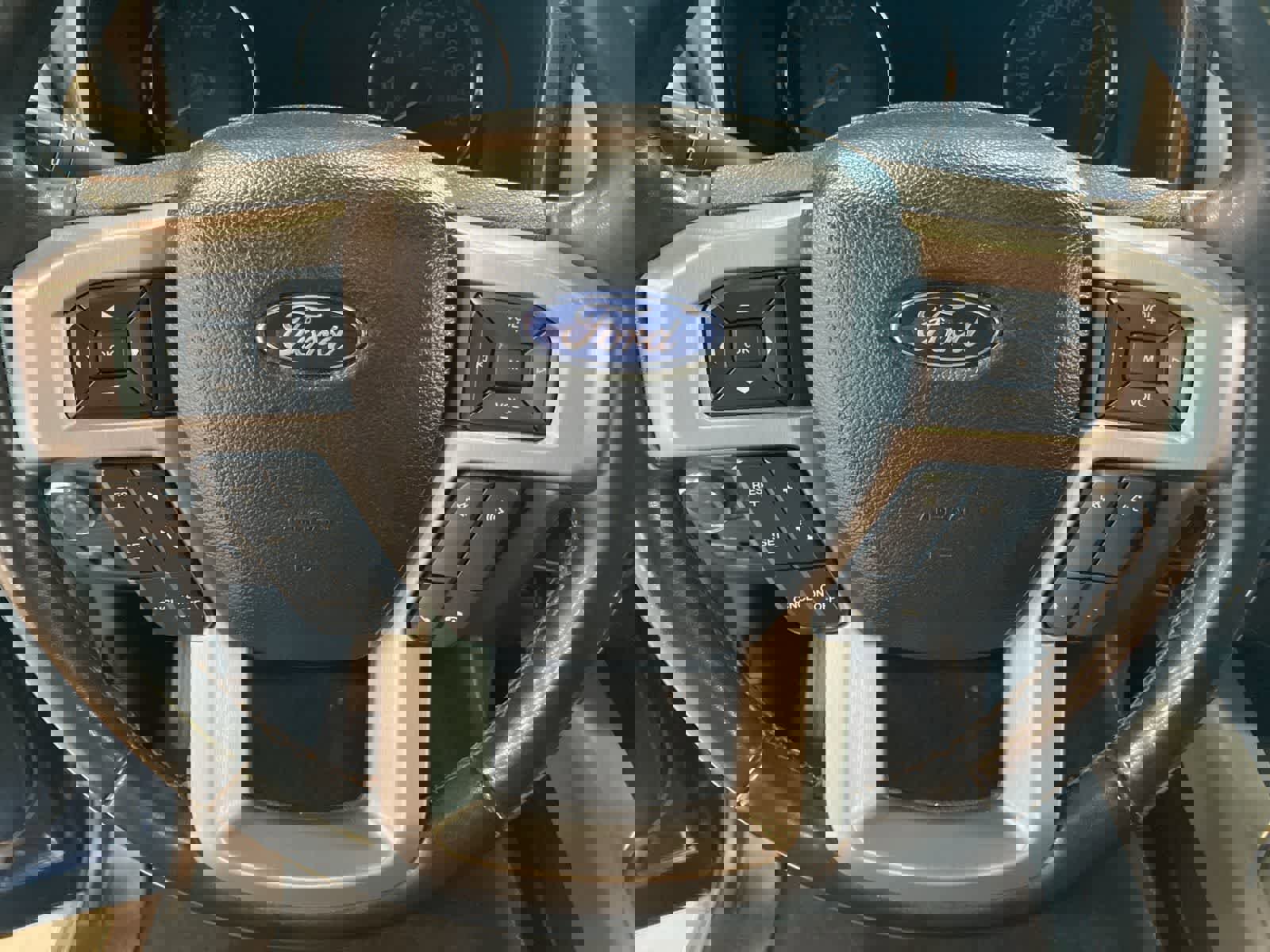 Used 2019 Ford F150 Platinum w/ Technology Package image 22