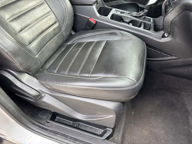 Used 2018 Ford Escape SEL image 12