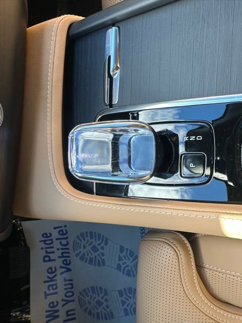 Used 2025 Volvo XC90 B6 Ultra w/ Protection Package image 51