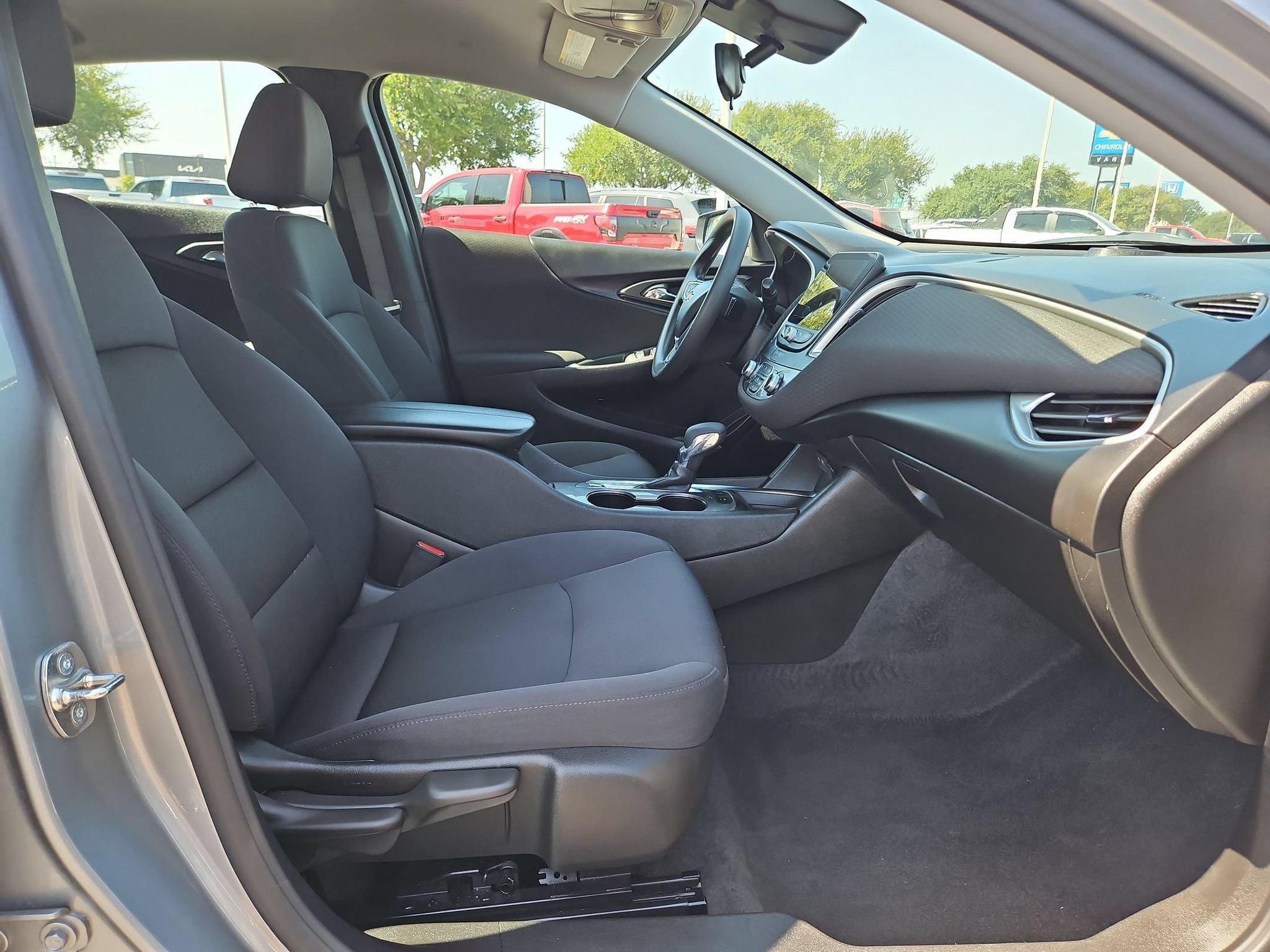 Used 2024 Chevrolet Malibu LT FWD image 27