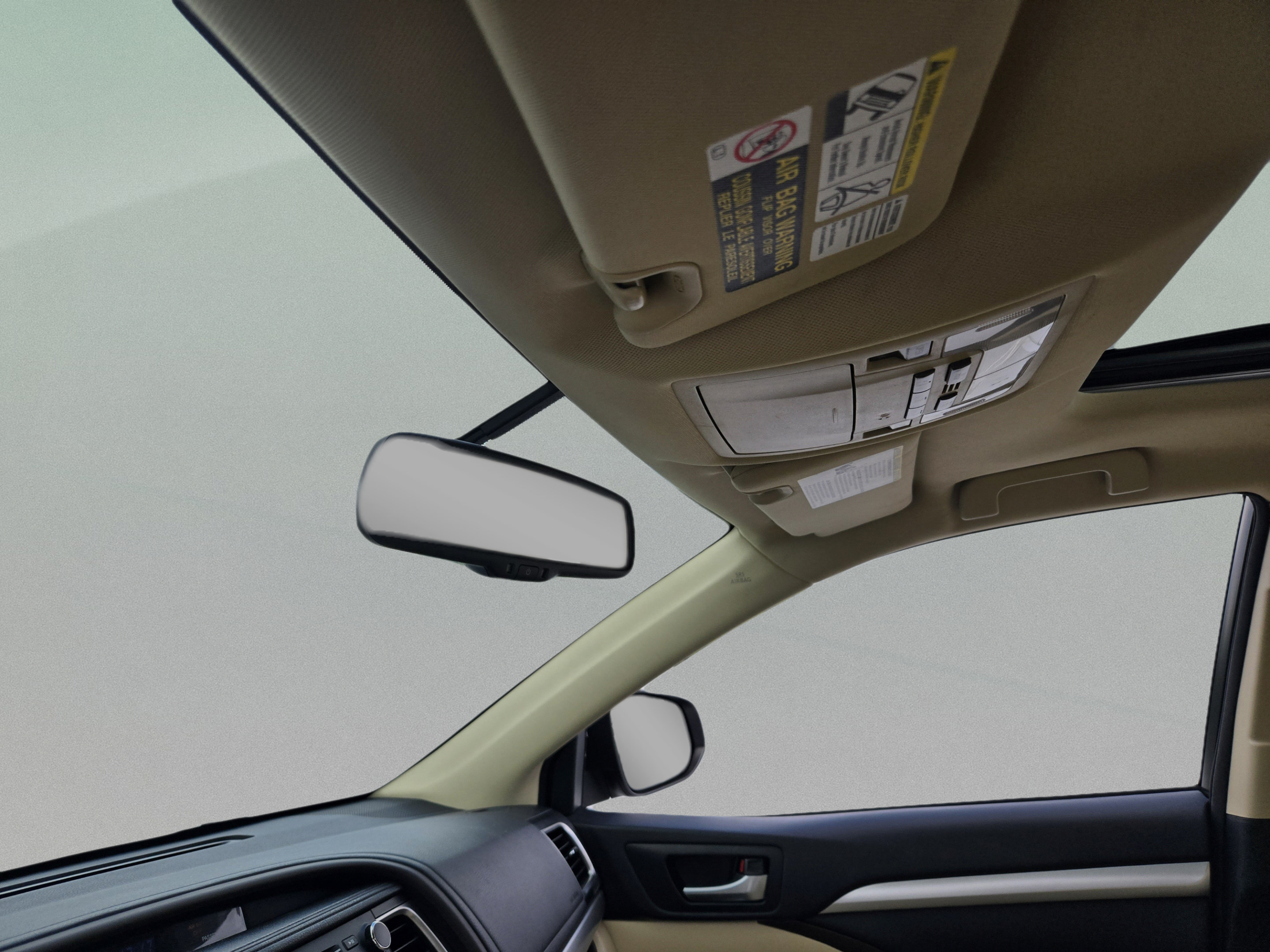 Used 2014 Toyota Highlander XLE FWD image 14