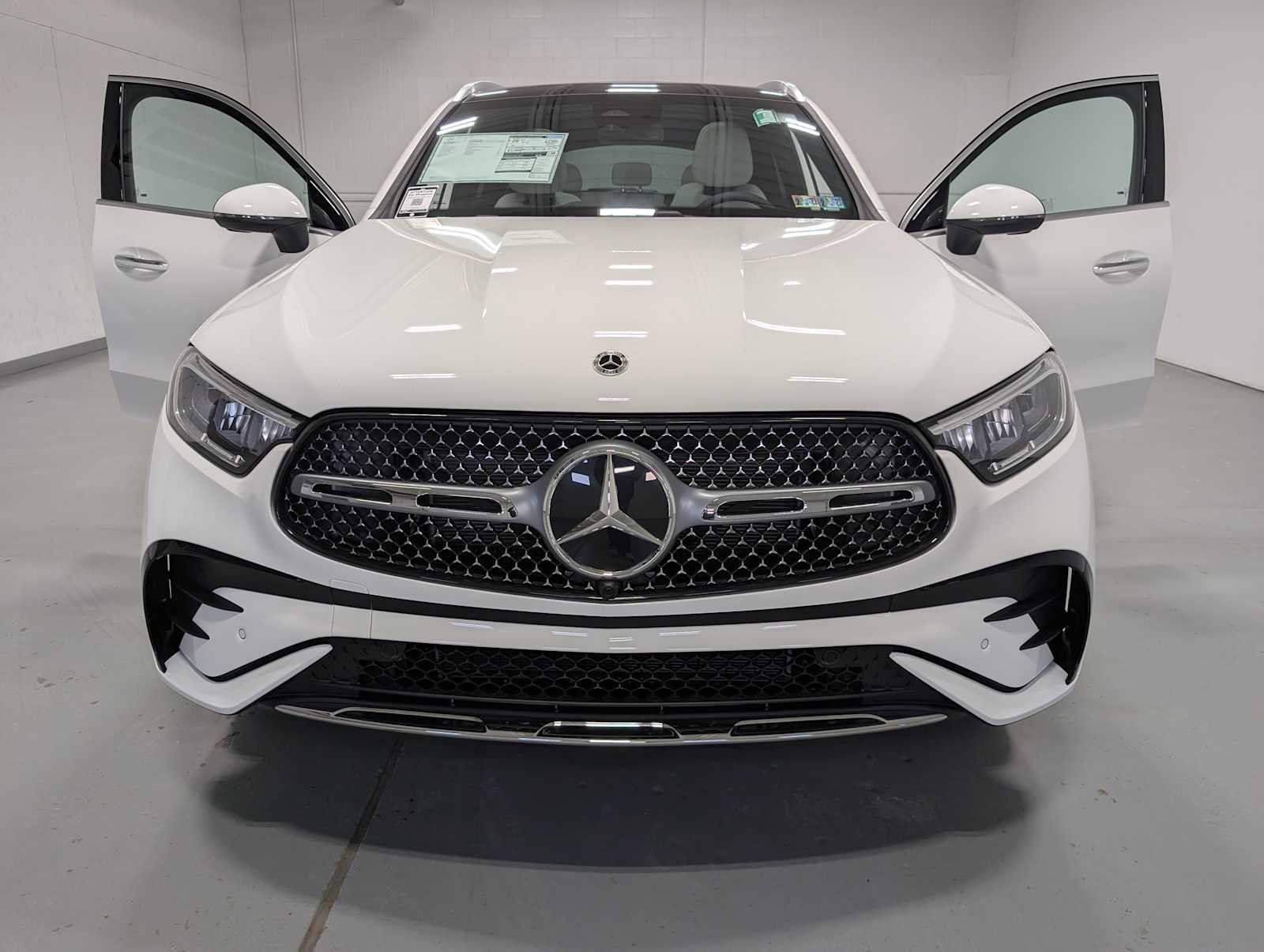 New 2026 Mercedes-Benz GLC 300 GLC 300 image 13