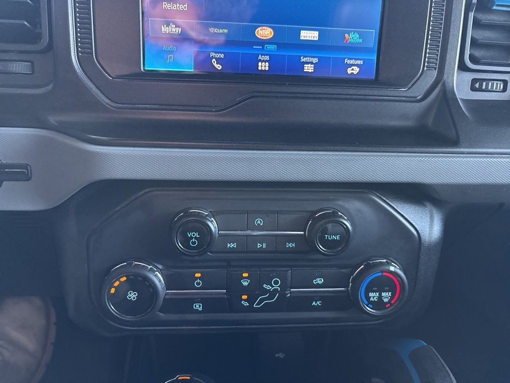 Used 2021 Ford Bronco Black Diamond image 13