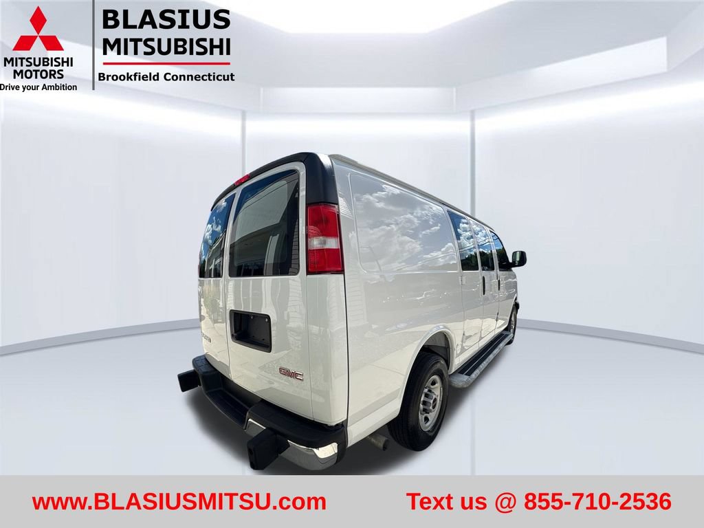 Used 2025 GMC Savana 2500 w/ Driver Convenience Package RWD image 9