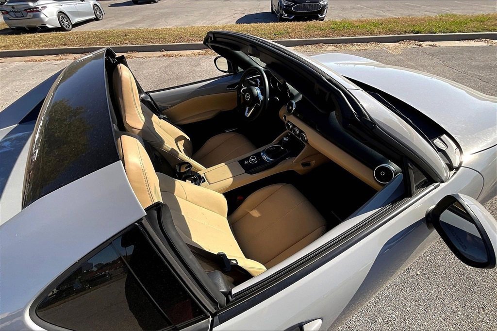 Used 2025 MAZDA MX-5 Miata RF Grand Touring image 31