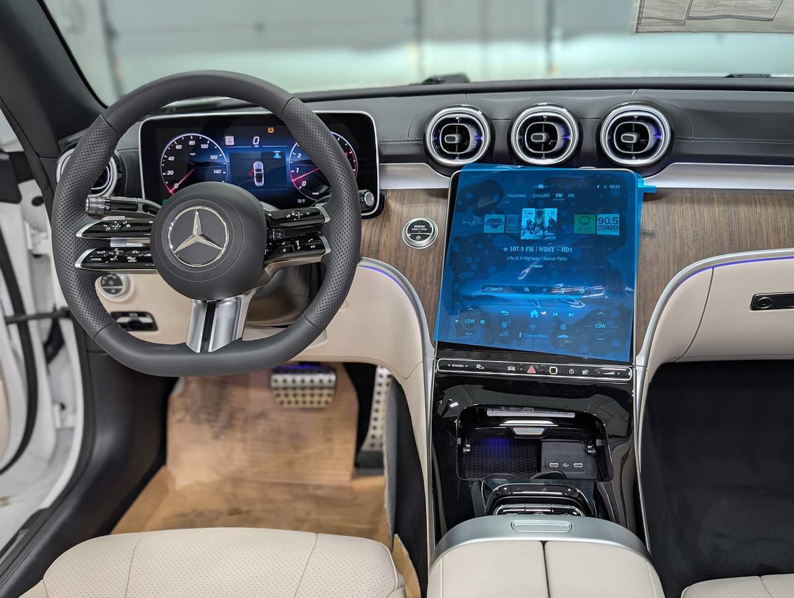 New 2026 Mercedes-Benz CLE 450 4MATIC Cabriolet image 5