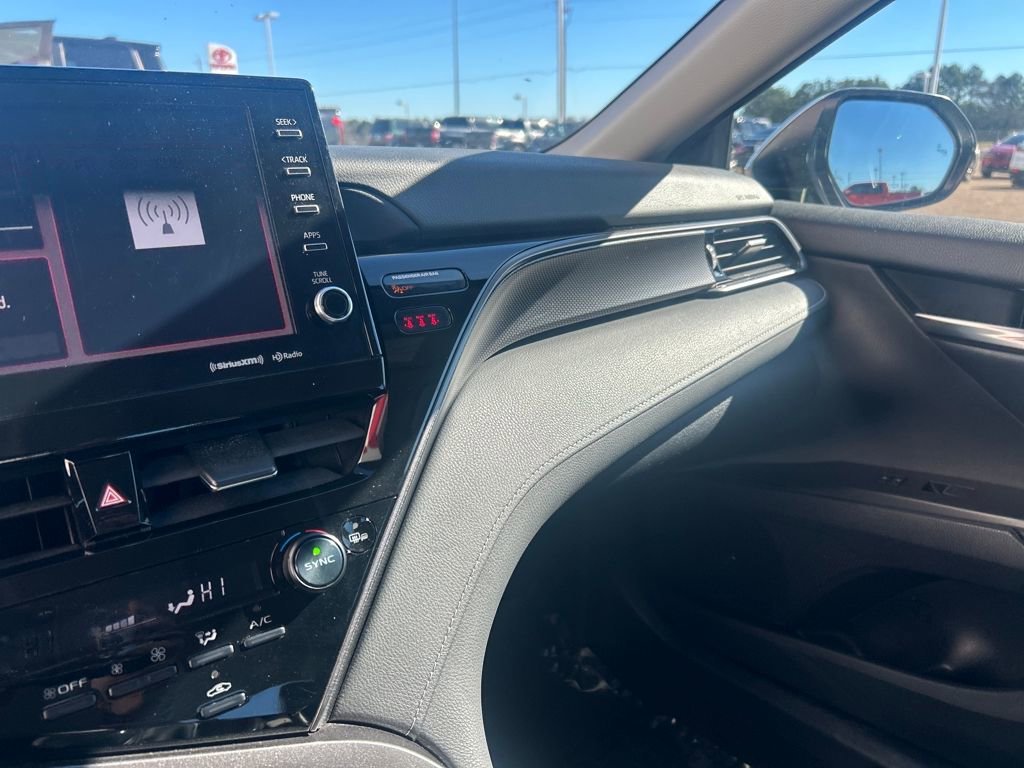 Used 2024 Toyota Camry XSE image 17