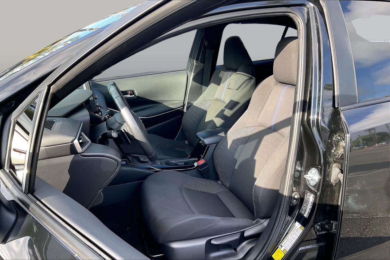 Used 2022 Toyota Corolla SE FWD image 7