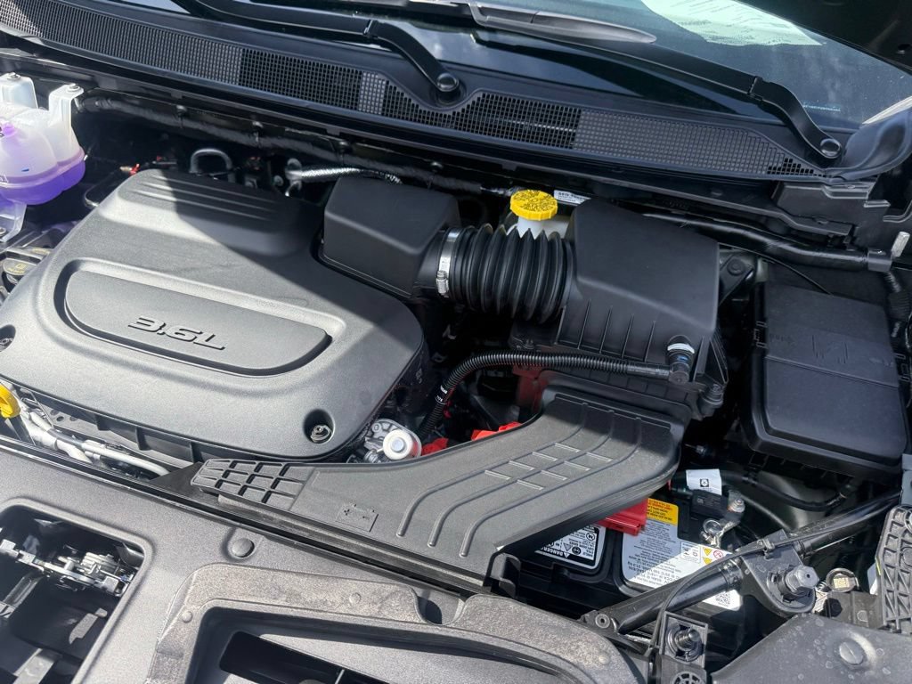 New 2027 Chrysler Pacifica Select FWD image 68