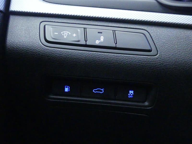 Used 2018 Hyundai Sonata SEL image 18