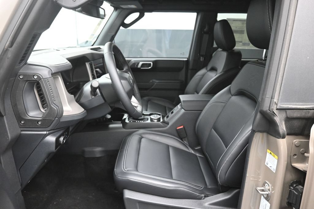 New 2026 Ford Bronco Outer Banks AWD/4WD image 19