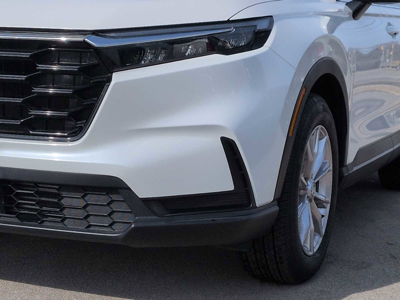 Used 2024 Honda CR-V EX image 11