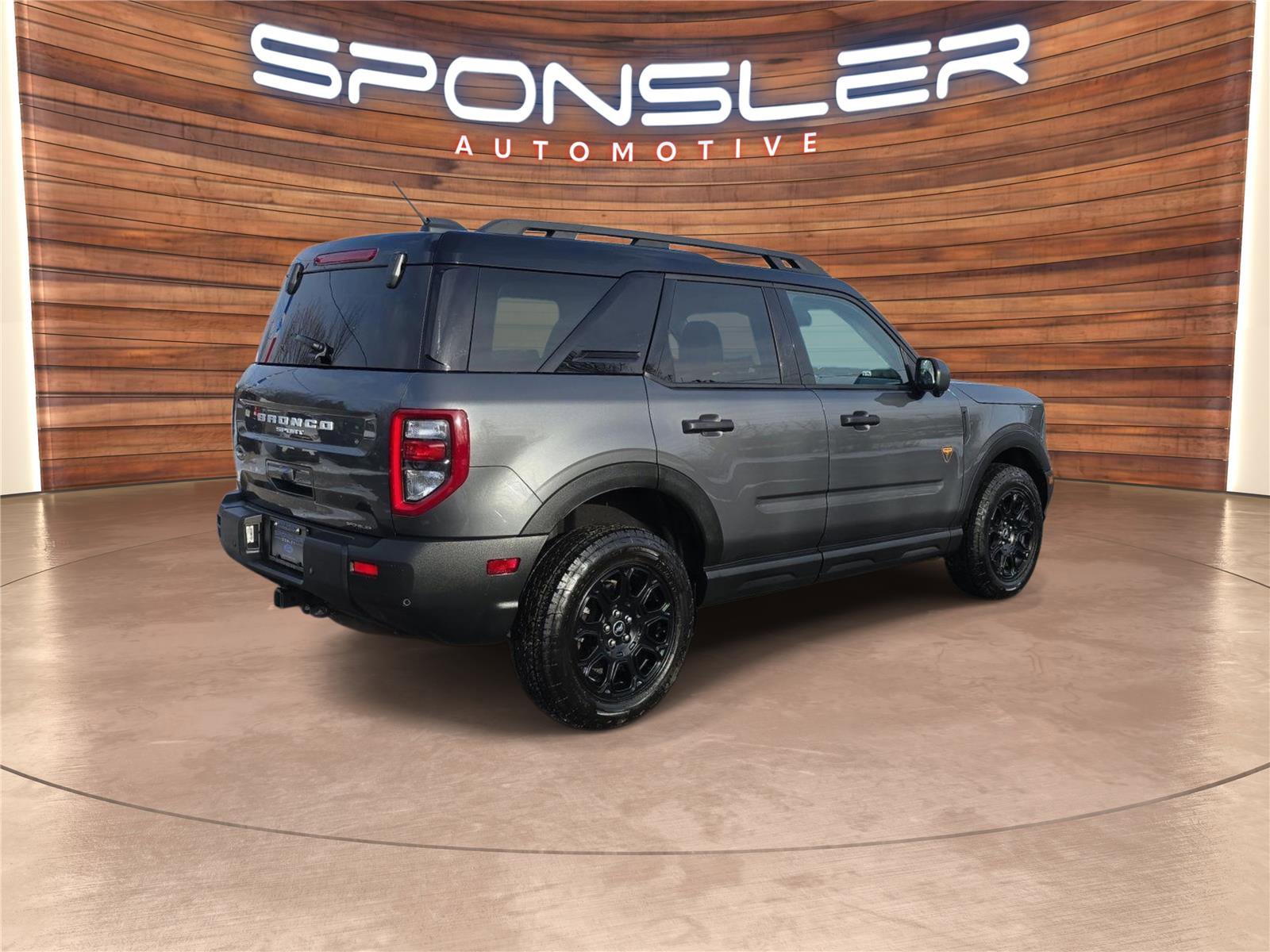 Used 2025 Ford Bronco Sport Badlands image 6