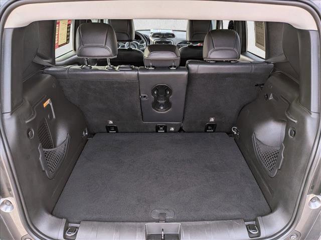 Used 2018 Jeep Renegade Trailhawk image 19