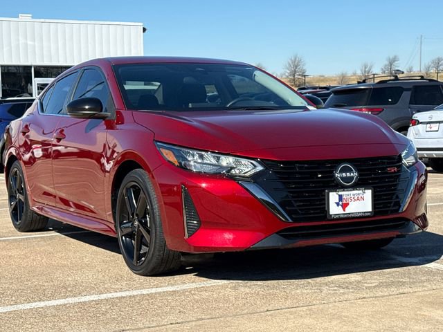 Used 2025 Nissan Sentra SR image 2