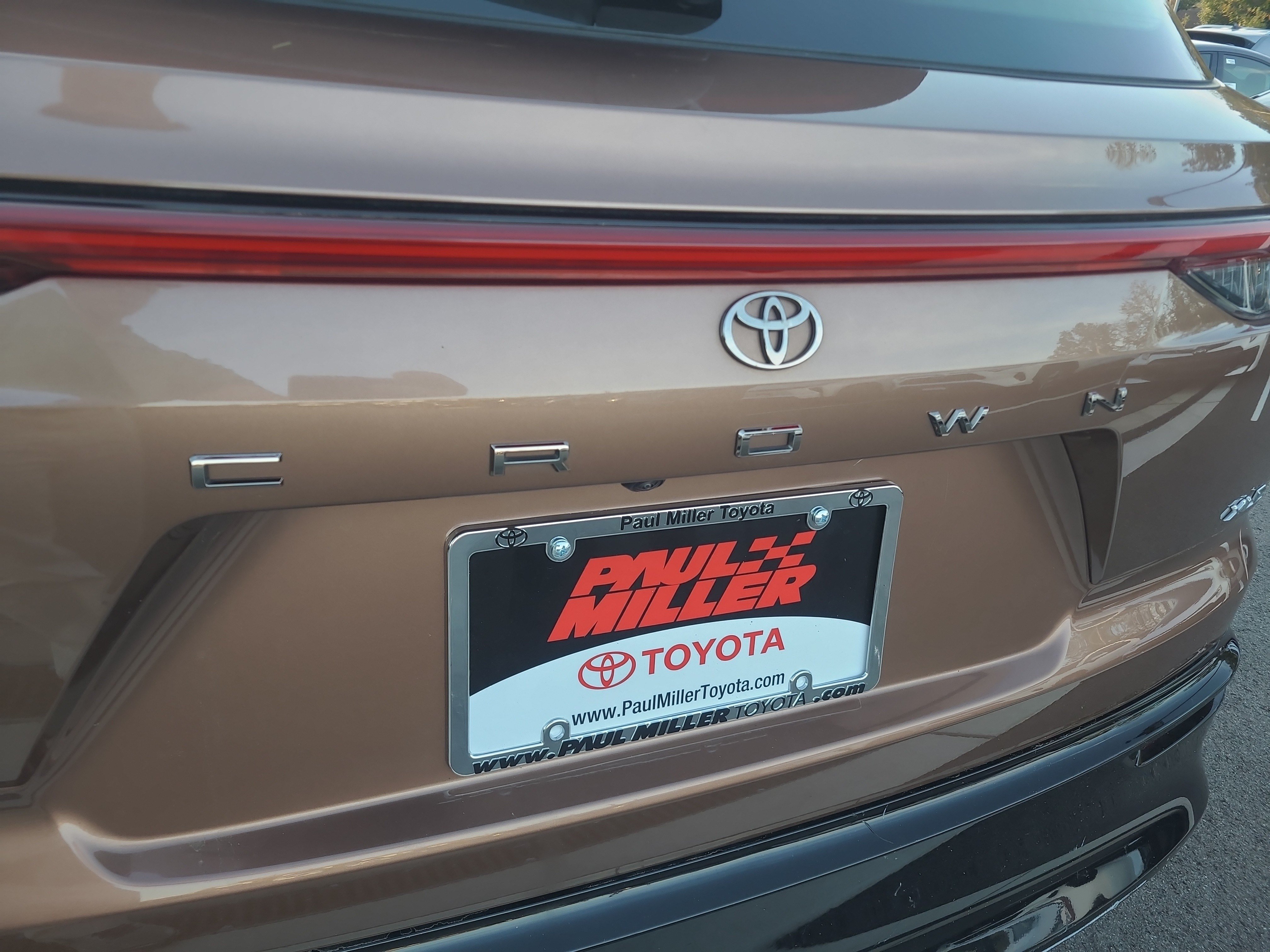 Certified 2025 Toyota Crown Signia AWD/4WD image 28