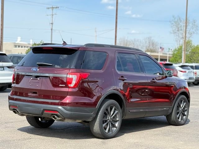 Certified 2018 Ford Explorer XLT w/ XLT Appearance Package AWD/4WD image 40