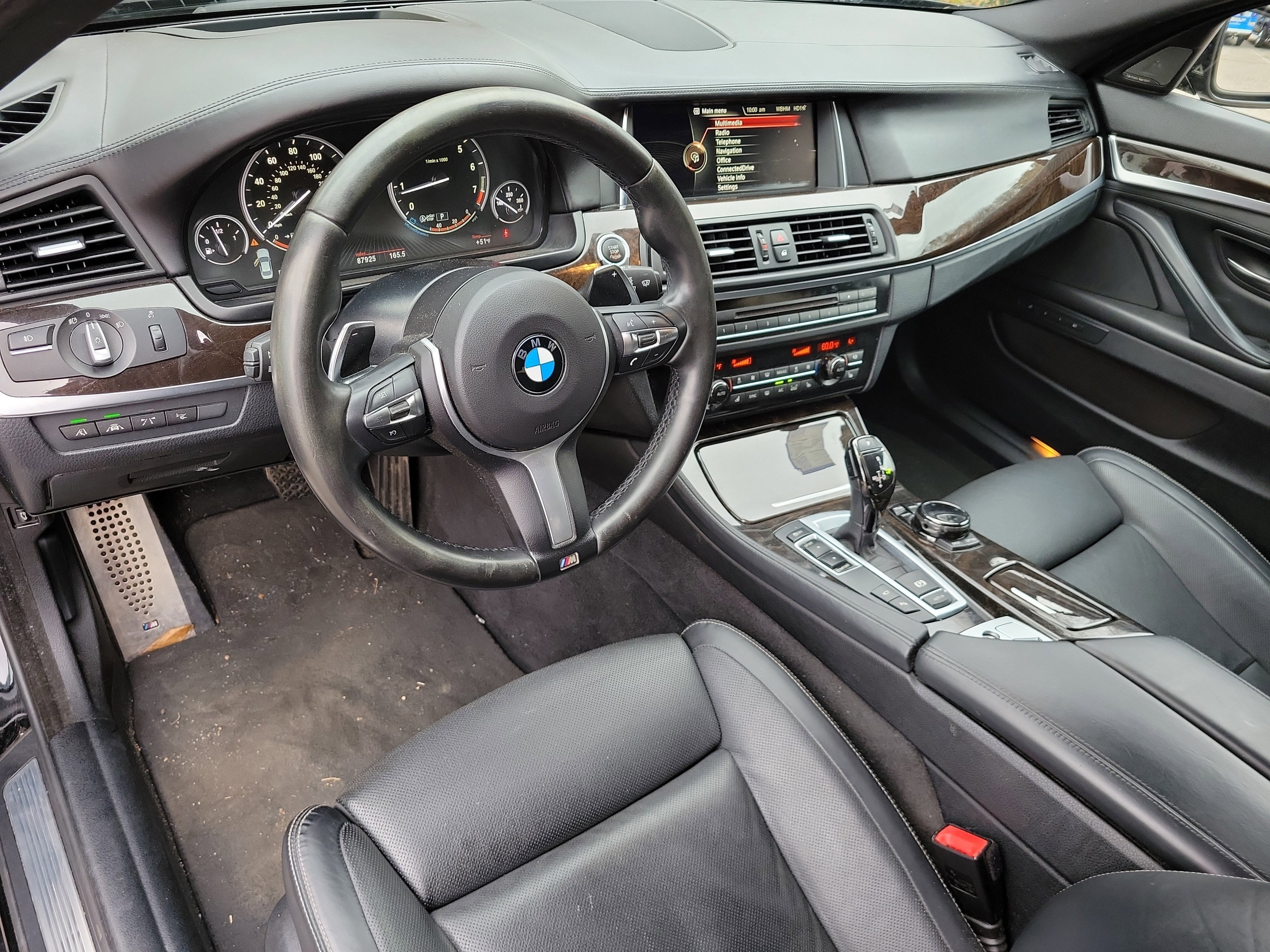 Used 2016 BMW 550i Sedan image 11