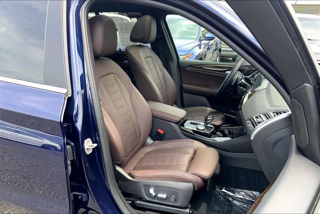Used 2023 BMW X3 xDrive30i w/ Premium Package AWD/4WD image 7
